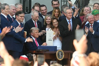 Trump signs “One Big, Beautiful Bill”/ Jim Watson