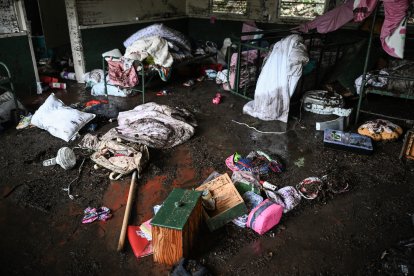 Una de las habitaciones de Camp Mystic, destruida por las inundaciones
