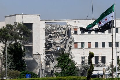 Destruction at the Syrian Army and Defense Ministry headquarters in Damascus following an Israeli attack