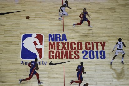 Dallas Mavericks-Detroit Pistons en Ciudad de México en 2019. Imagen de archivo