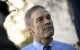 El representante republicano Jim Jordan habla con los reporteros