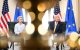 El presidente de los Estados Unidos, Donald Trump (derecha), y la presidenta de la Comisión Europea, Ursula von der Leyen (izquierda), hablan con la prensa tras alcanzar un acuerdo comercial entre ambas economías tras su reunión en Turnberry, al suroeste de Escocia, el 27 de julio de 2025, en el tercer día de su visita al país, desde que comenzó su segundo mandato como presidente. El presidente de Estados Unidos, Donald Trump, declaró el 27 de julio de 2025 que había alcanzado un acuerdo comercial con la presidenta de la Unión Europea, Ursula von der Leyen. «Hemos llegado a un acuerdo. Es un buen acuerdo para todos», declaró Trump a los periodistas tras las conversaciones con Von der Leyen en su complejo de golf de Turnberry, Escocia. La presidenta de la UE también lo calificó de «buen acuerdo».