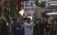 Fanáticos de los Dodgers protestan contra el ICE en los alrededores del Dodger Stadium