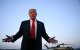 Donald Trump habla con los medios en el aeropuerto de Pensilvania