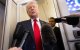Donald Trump en el Air Force One/ Saul Loeb