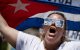 Una mujer pide por la libertad de Cuba durante una protesta en 2021 (Archivo)