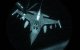 Un avión F-16 Fighting Falcon de la Fuerza Aérea de EEUU se aproxima a un avión KC-135 Stratotanker de la Fuerza Aérea de EEUU para repostar en la zona de responsabilidad del Mando Central de EEUU el 5 de junio de 2026. (Fotografía de la Fuerza Aérea de EEUU realizada por la aviadora superior Adriana Jordan-Alcaniz)