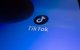 Logo de TikTok en un smartphone
