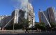 Bomberos sofocan un incendio en un edificio administrativo tras un ataque con drones rusos