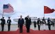 El presidente de Estados Unidos, Donald Trump, saluda al presidente chino, Xi Jinping, a su llegada a la Base Conjunta Andrews, en Maryland, el 23 de septiembre de 2026. Xi se encuentra de visita en Estados Unidos del 23 al 25 de septiembre.