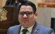 (ARCHIVO) El recién nombrado fiscal general de Bolivia, Roger Mariaca, asiste a su ceremonia de toma de posesión en la sede de la Vicepresidencia en La Paz, Bolivia, el 22 de octubre de 2024. La policía boliviana detuvo al fiscal general Roger Mariaca el 30 de septiembre de 2026, dos días después de que Estados Unidos le revocara el visado por supuestos vínculos con el narcotráfico, según informó a la AFP una fuente del Gobierno boliviano. (Foto de AIZAR RALDES / AFP)
