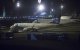 Aeropuerto Internacional Rey Khalid de Riad. Un aeropuerto que registró más de 23 000 000 de pasajeros en 2016 y que es centro de operaciones de Saudia y Flynas. El aeropuerto cuenta con cinco terminales de pasajeros, tres de las cuales están operativas en la actualidad. Hay vuelos que conectan Arabia Saudí con Europa, América, Asia, Oriente Medio y África.