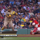 Luis Arráez en el campo de juego