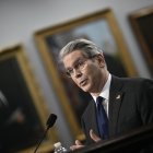 Scott Bessent, compareciendo en la Cámara de Representantes