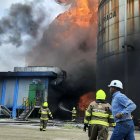 Un incendio en la refinería de petróleo en Esmeraldas