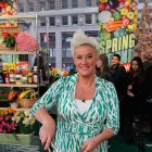 Anne Burrell, cocinando en una foto de archivo.