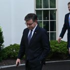 Johnson saliendo de la Casa Blanca/ Brendan Smialowski