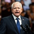 El gobernador de Minnesota, Tim Walz