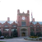 Edificio administrativo de la Universidad de Idaho