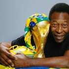 Pelé, exjugador de fútbol brasileño, considerado por muchos como el mejor de la historia. Murió el 29 de diciembre de 2022 tras una larga lucha contra el cáncer.