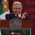 Andrés Manuel López Obrador (AMLO) durante una de sus "mañaneras', las ruedas de prensa en las que informa sobre las novedades de su gobierno como el Plan B o los problemas de inmigración.