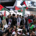 Manifestantes a favor de Palestina.