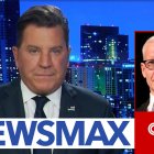 El presentador de Newsmax Eric Bolling y el de la CNN Anderson Cooper