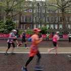 el Maratón de Londres 2023 en el centro de Londres