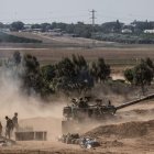 Las tropas de Israel encuentran cadáveres y objetos de personas secuestradas por Hamás durante su incursión en Gaza