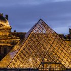 Francia: el Museo del Louvre, el Palacio de Versalles y estaciones de tren son evacuados por motivos de seguridad