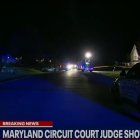 Captura de pantalla de un video de Fox News 5 en el que se muestra a las autoridades investigando la muerte del juez de Maryland, Andrew Wilkinson