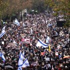 Unas 60.000 personas recorren el centro de Londres contra el antisemitismo.