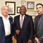 El Presidente Cyril Ramaphosa se reunió con George Soros y su hijo Alexander Soros