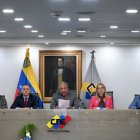 The President of Venezuela's National Electoral Council (CNE), Elvis Amoroso (C), speaks next to rectors Aime Nogal (L), Carlos Quintero (2-L), Rosalba Gil (2-R), and Juan Carlos Delpino (R) during a press conference at the CNE