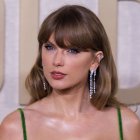 Imagen de Taylor Swift durante el photocall que tuvo lugar en la 81ª edición de los Globos de Oro celebrados el 7 de enero de 2024.