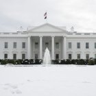 Los jardines de la Casa Blanca, nevados. 17 de enero de 2024.