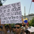Venezolanos protestas contra el régimen de Maduro