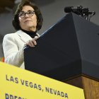 Elecciones Presidenciales 2024 | La senadora demócrata por Nevada Jacky Rosen consiguió mantener su escaño, en una foto de un acto en 2023.