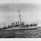 El USS Edsall en el puerto de San Diego, California.