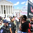 Protesta antiaborto frente a la Corte Suprema