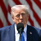 Trump en el Jardín de Rosas de la Casa Blanca/ Mandel Ngan