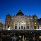 La Plaza de San Pedro en el Vaticano, el 7 de mayo de 2025