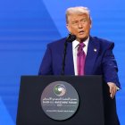 El presidente de EEUU, Donald Trump, habla durante el foro de inversión saudí-estadounidense
