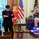 Musk y Trump en el Salón Oval/ Molly Riley