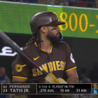 Fernando Tatis en el campo - Captura de pantalla YouTube