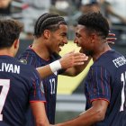 Los futbolistas de la USMNT celebran un gol en la Copa Oro 2025