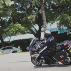 Piloto de moto de la policía en el Gran Premio de Miami, sábado 7 de mayo de 2022. Autódromo Internacional de Miami, Miami, Florida, EE. UU.