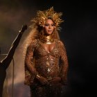 Beyoncé anuncia su embarazo en medio de un show (Imagen de archivo)