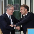 El primer ministro de Reino Unido, Keir Starmer, y el presidente de Francia, Emmanuel Macron