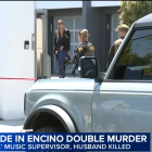 Agentes policiales investigan el asesinado de dos famosos en Los Ángeles